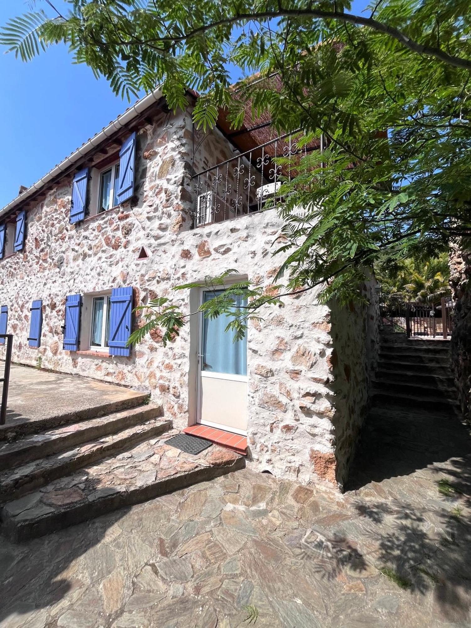 Ferienwohnung Mas Picagnol Oms Exterior foto